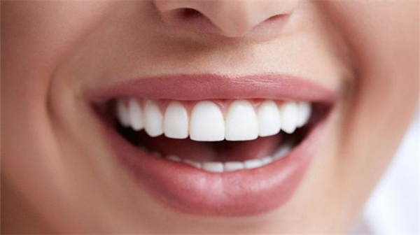 冷光美白牙齿效果好吗牙齿冷光美白的副作用有些什么